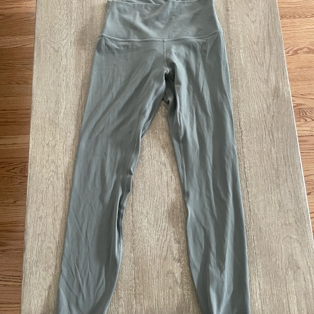 Lululemon green tights